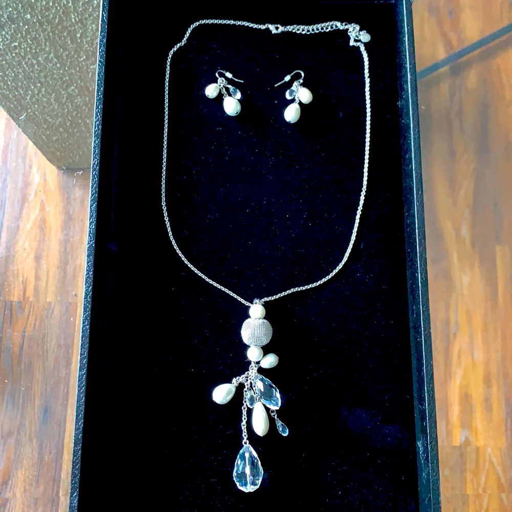 Necklace and Earrings Set